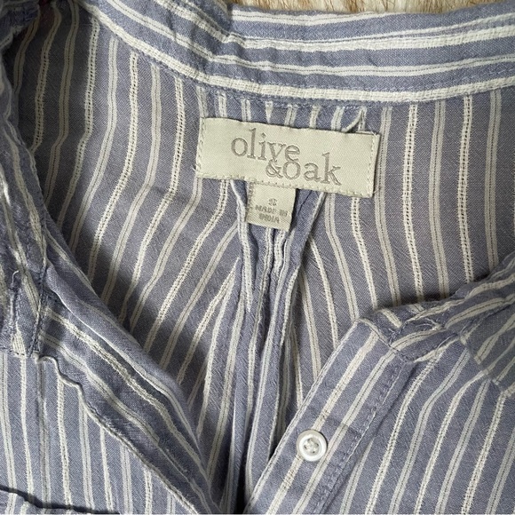 Olive & Oak tie front roll tab button down - Picture 4 of 6